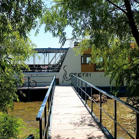 Plutitor Egreta 1 * Sfântu Gheorghe